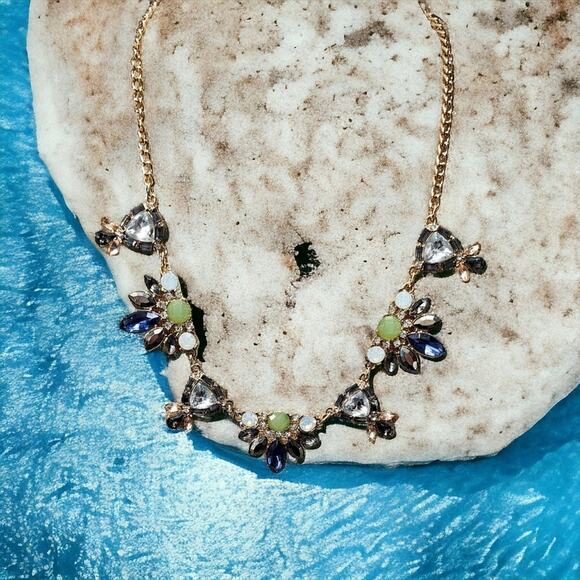 Boutique Multicolor Rhinestone Statement Bib Holiday Necklace 18"-21" - Picture 8 of 8
